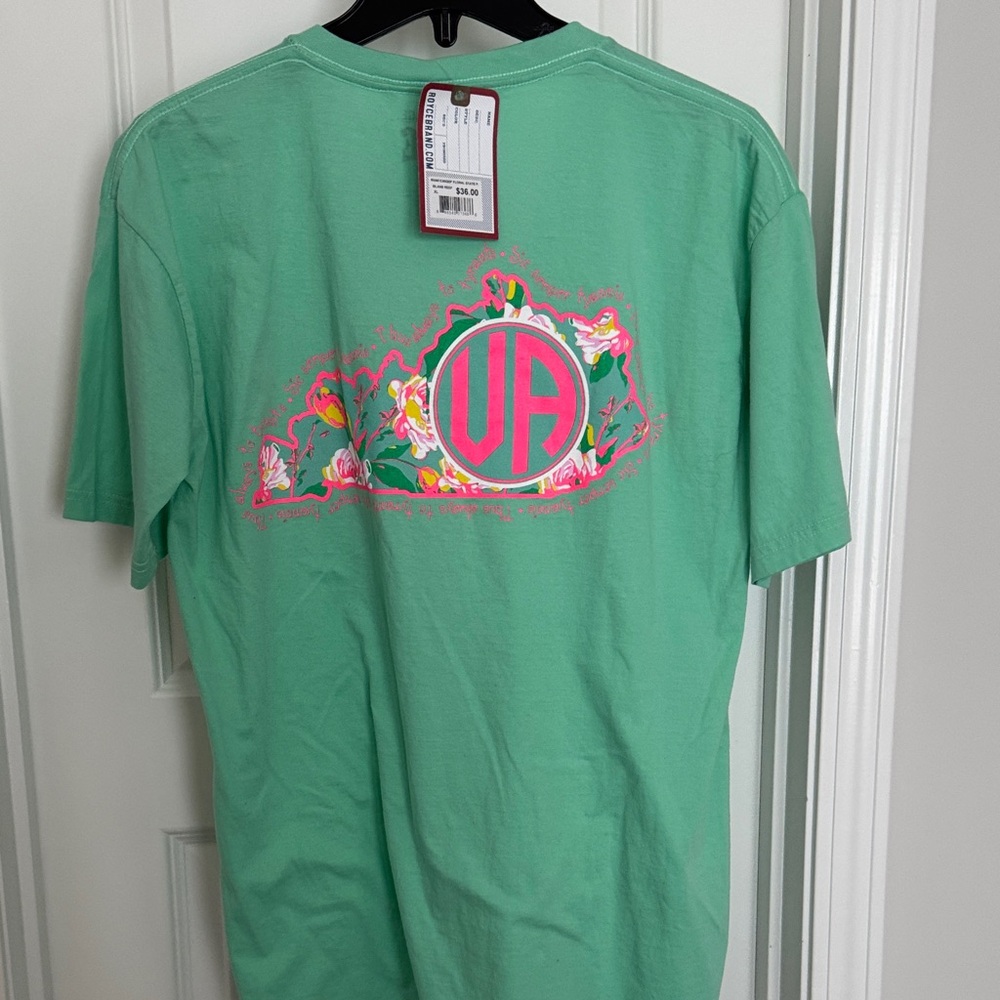 Revice Women's Mint Green V-Neck Blouse - Picture 4 of 4